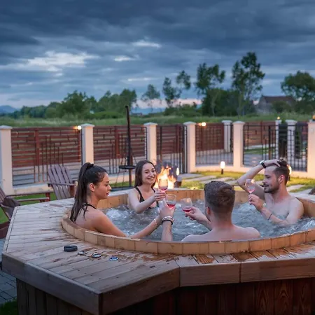 Vendégház Roots Redwood Brassó