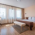 Guest house Roots Redwood Brasov