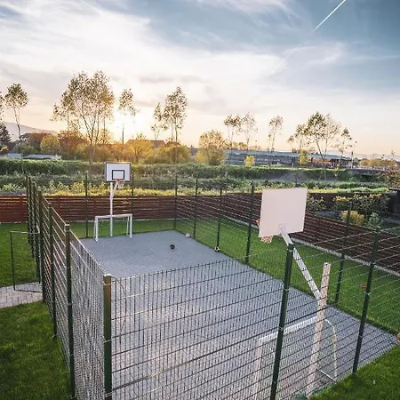 Gæstehus Roots Redwood Braşov