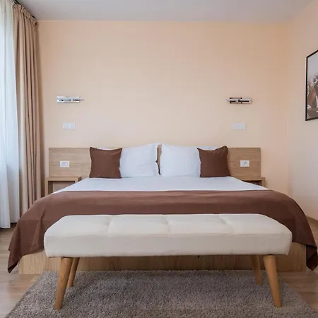 Affittacamere Roots Redwood *