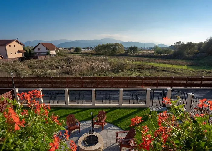 Gæstehus Roots Redwood *